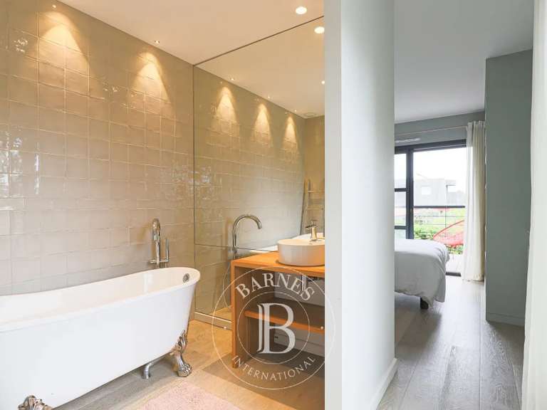 Maison Anglet - 5 chambres - 330m²