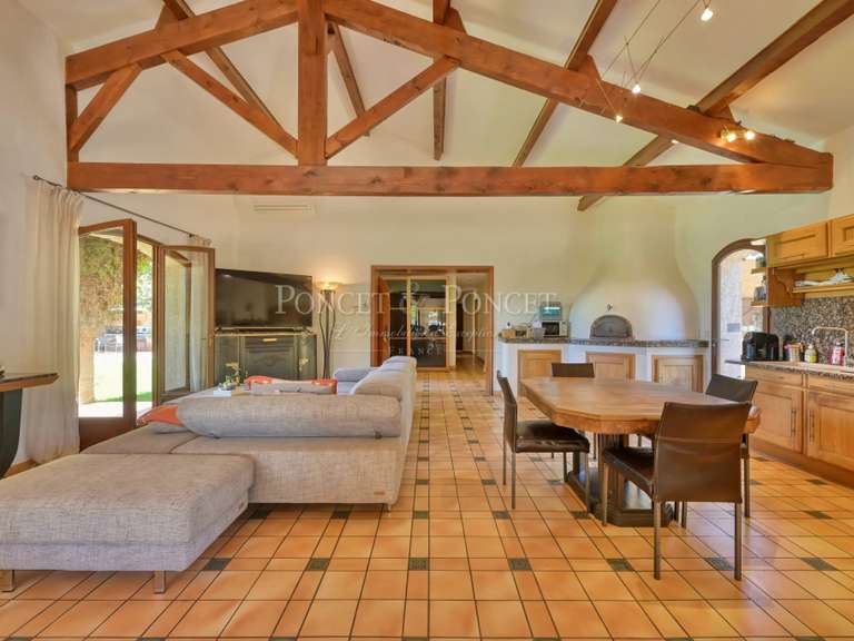 Maison Balaruc-le-Vieux - 3 chambres - 150m²