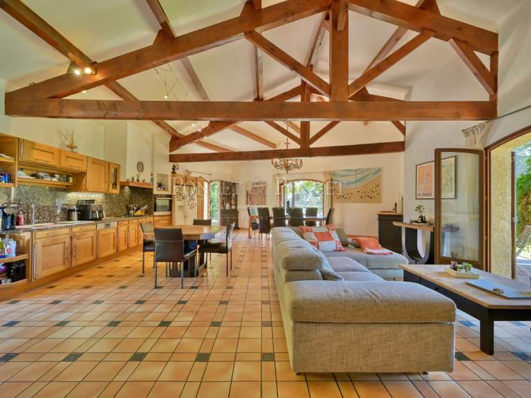 Maison Balaruc-le-Vieux - 3 chambres - 150m²