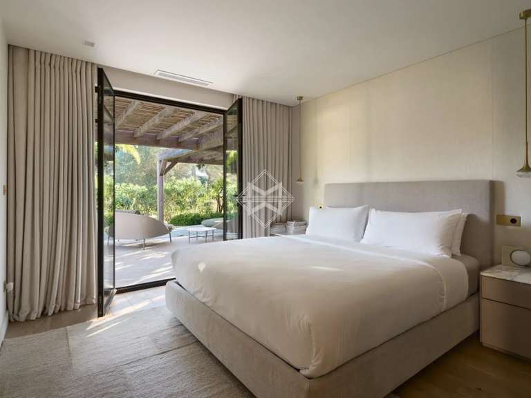Maison Saint-Tropez - 6 chambres - 300m²