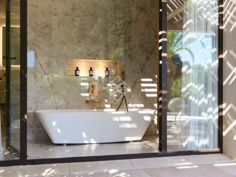 Maison Saint-Tropez - 6 chambres - 300m²