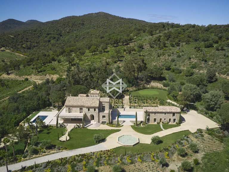 Maison Sainte-Maxime - 8 chambres - 510m²