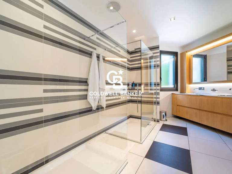 Maison avec Vue sur mer Sainte-Maxime - 6 chambres - 584m²