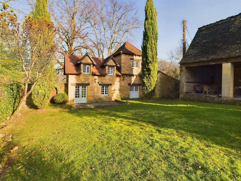 Maison Sarlat-la-Canéda - 9 chambres - 482m²