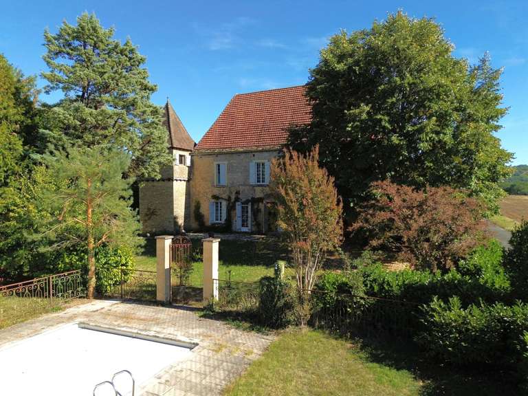 Maison Sarlat-la-Canéda - 9 chambres - 482m²