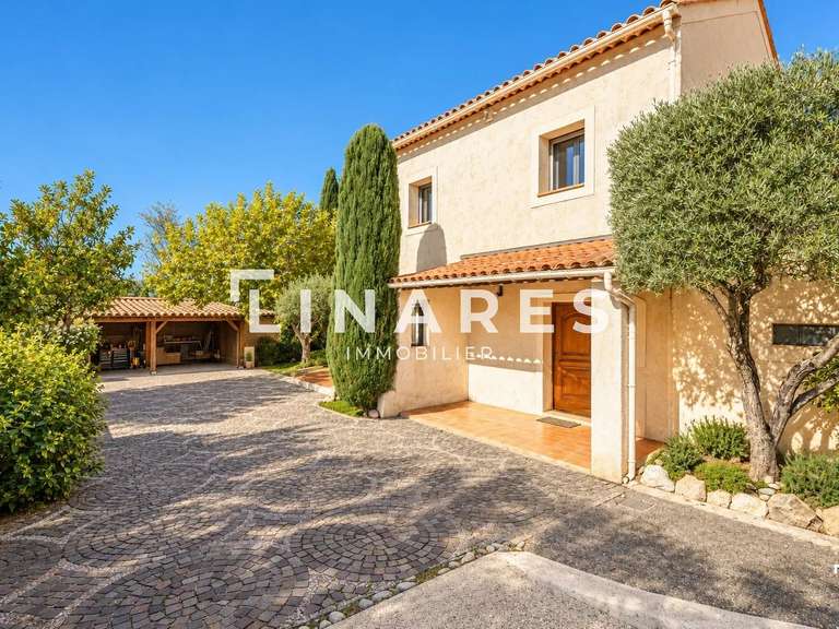 Maison Marseille 12e - 3 chambres - 173m²