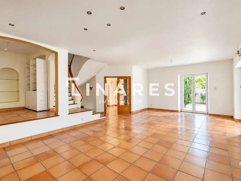 Maison Marseille 12e - 3 chambres - 173m²