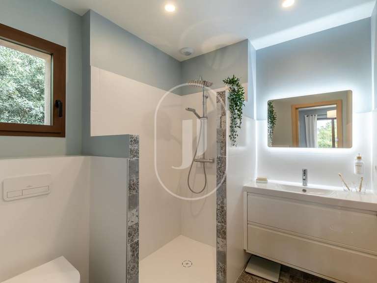 Maison Bédoin - 4 chambres - 235m²
