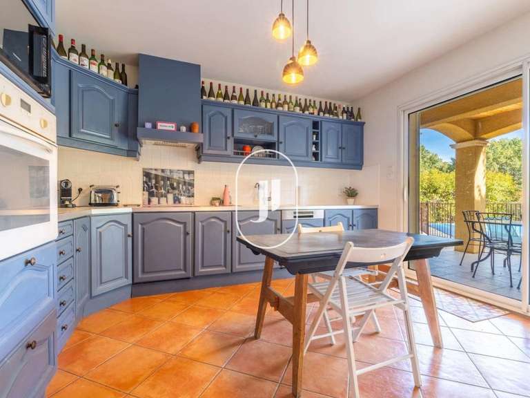 Maison Roussillon - 6 chambres - 220m²