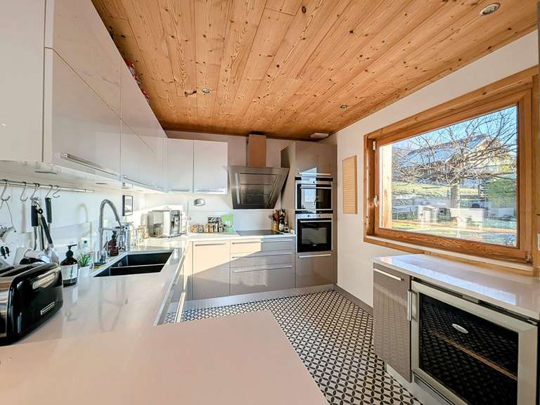 Maison Pugny-Chatenod - 3 chambres - 220m²