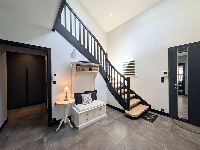 Maison Aix-les-Bains - 5 chambres - 190m²