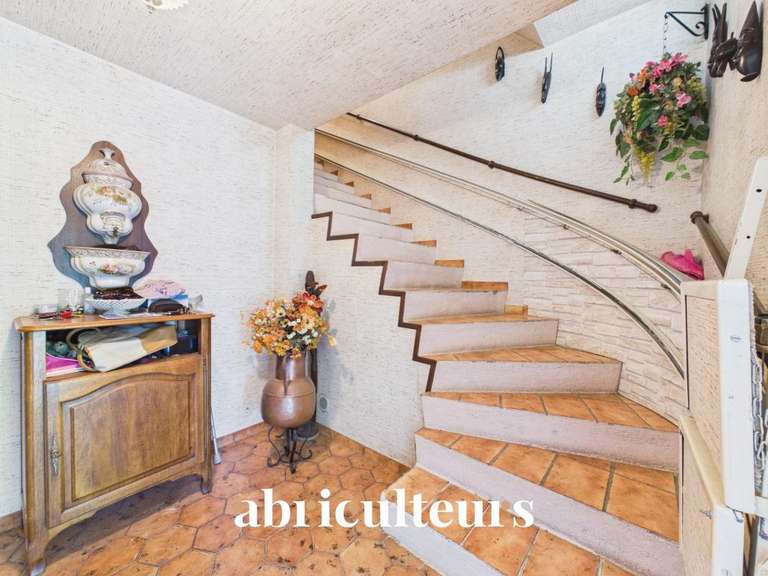 Maison Meyreuil - 4 chambres - 170m²