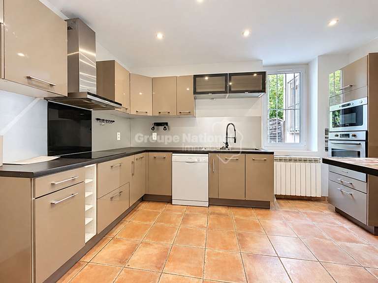 Maison Châteaurenard - 8 chambres - 320m²