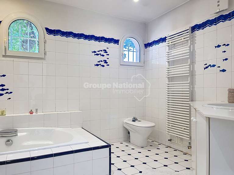 Maison Piolenc - 3 chambres - 190m²