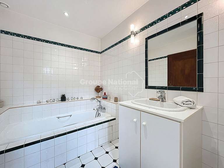Maison Piolenc - 3 chambres - 190m²