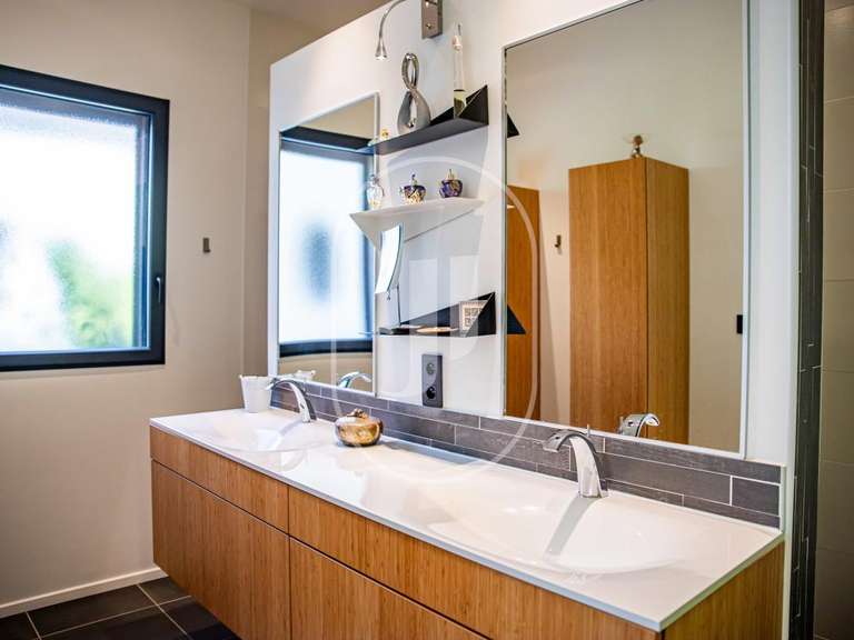 Maison Nyons - 5 chambres - 285m²