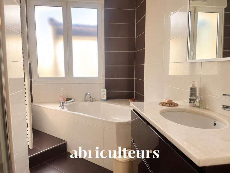 House Athis-Mons - 4 bedrooms - 350m²