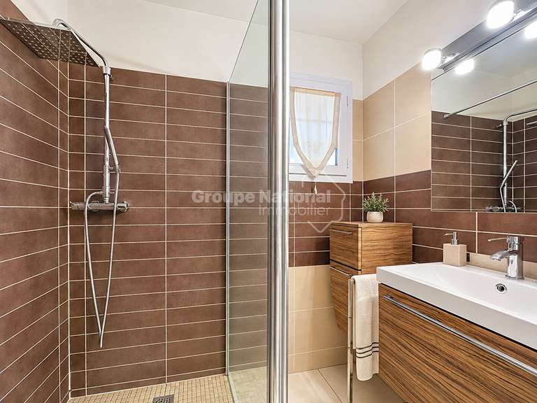 Maison Noves - 4 chambres - 150m²