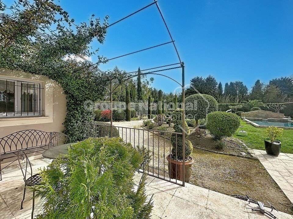 Maison Noves