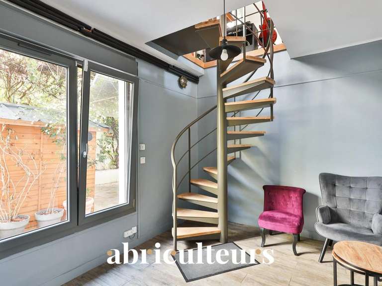 House Issy-les-Moulineaux - 4 bedrooms - 140m²