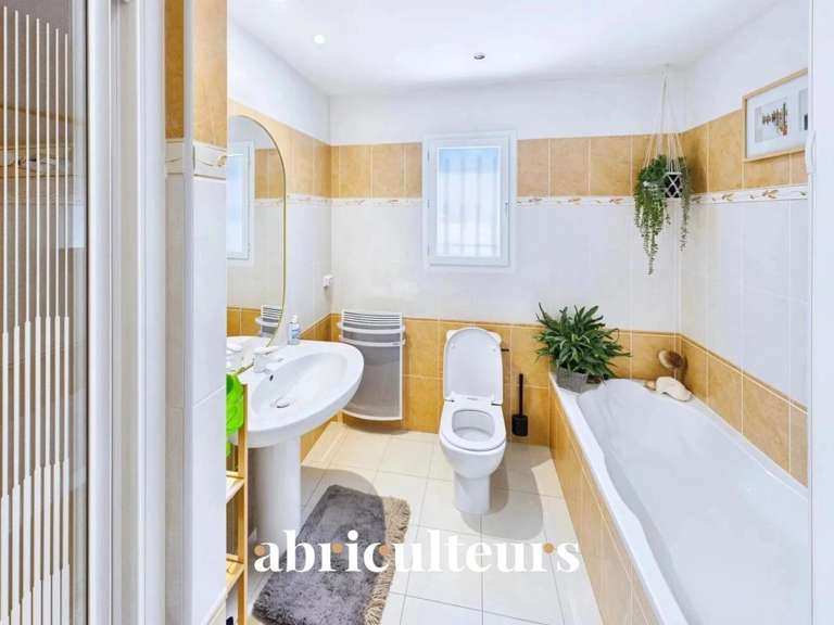 Maison Aups - 8 chambres - 260m²