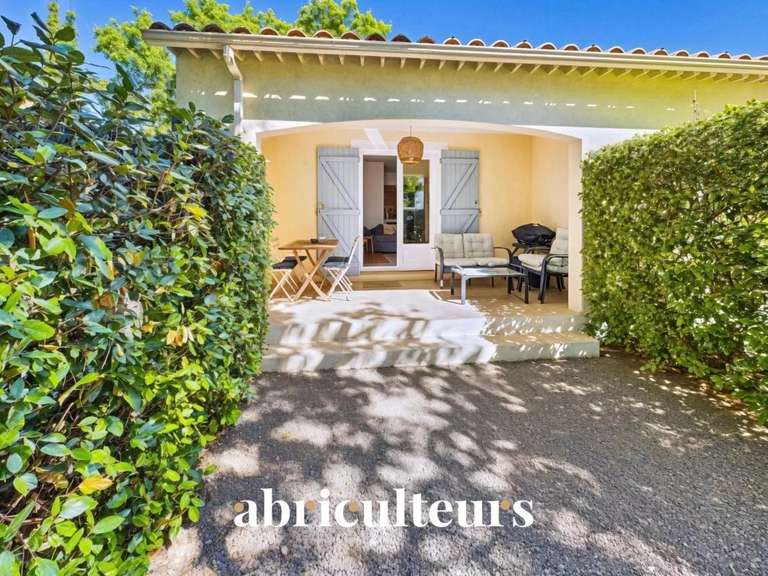 Maison Aups - 8 chambres - 260m²