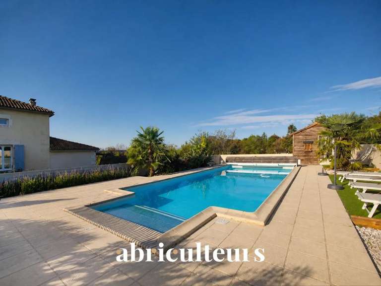 Maison Mérignac - 8 chambres - 460m²