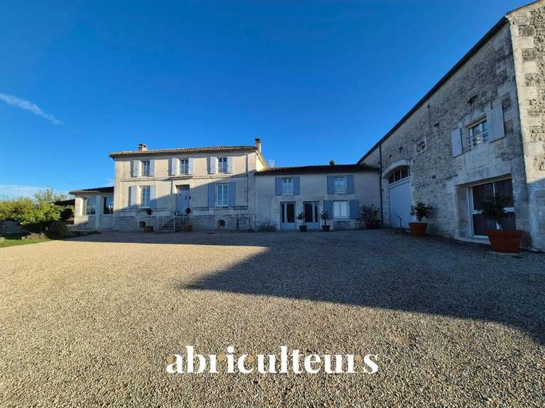 Maison Mérignac - 8 chambres - 460m²