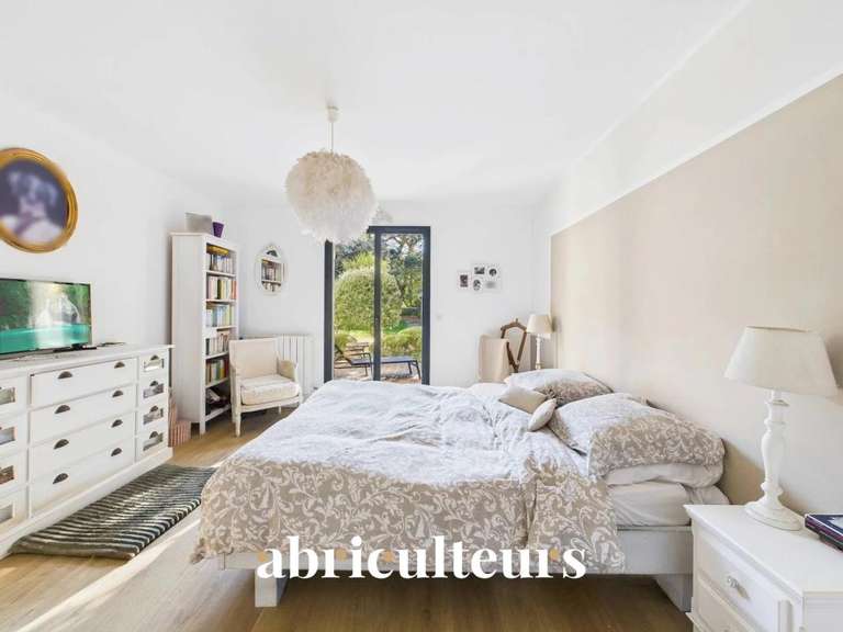 Maison Rognes - 4 chambres - 252m²