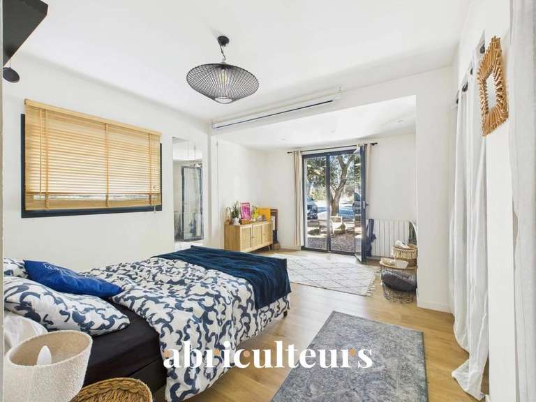 Maison Rognes - 4 chambres - 252m²
