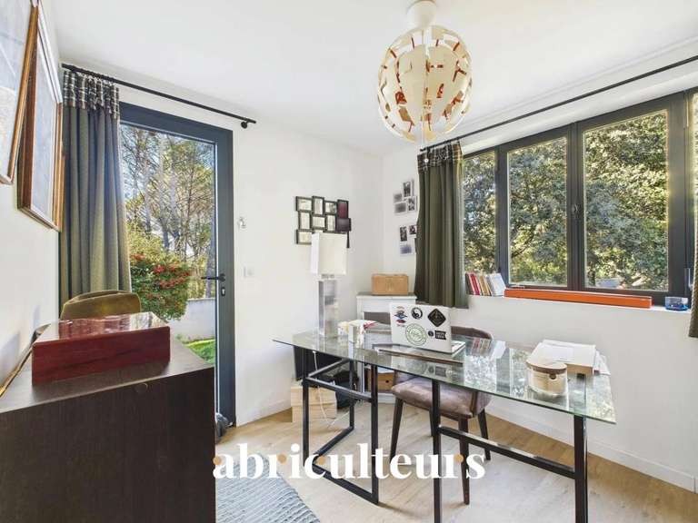 Maison Rognes - 4 chambres - 252m²