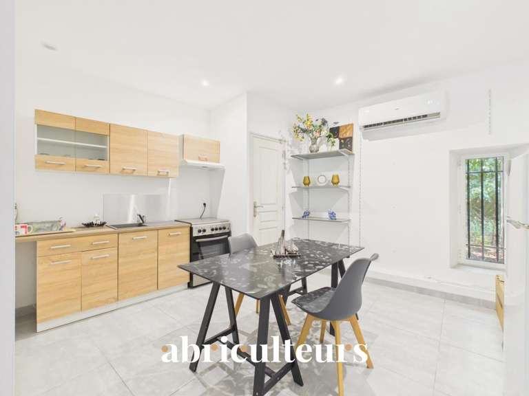 Maison Grans - 3 chambres - 249m²