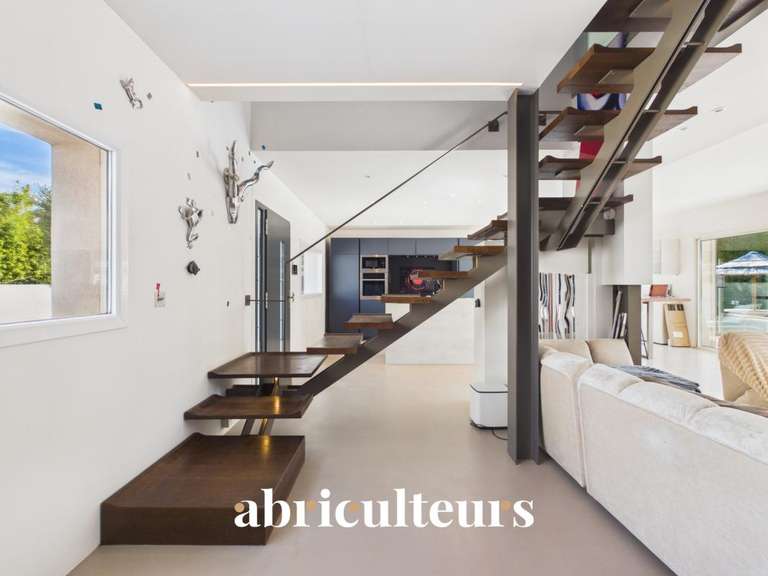 Maison La Barben - 6 chambres - 293m²