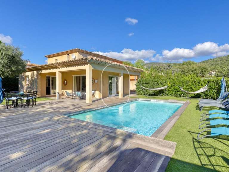 Maison Grimaud - 4 chambres - 128m²