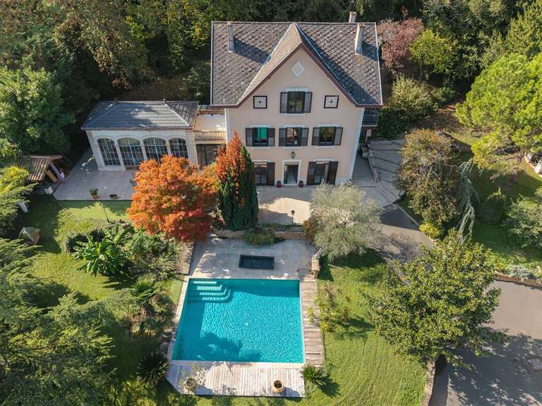 House Collonges-au-Mont-d'Or - 6 bedrooms - 366m²