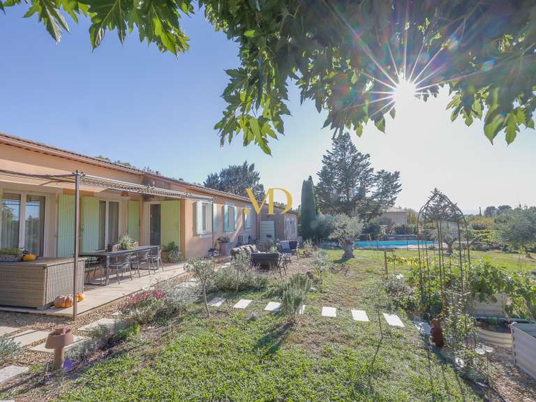 Maison Saint-Saturnin-lès-Apt - 4 chambres - 118m²
