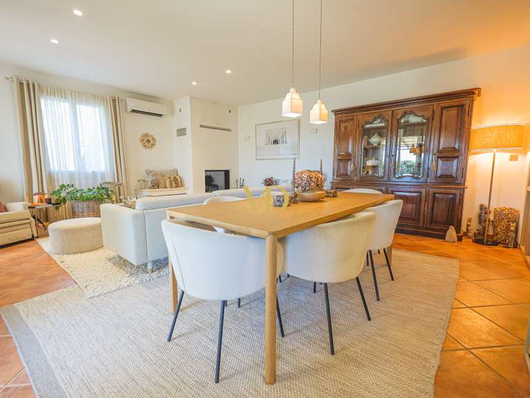 Maison Saint-Saturnin-lès-Apt - 4 chambres - 118m²