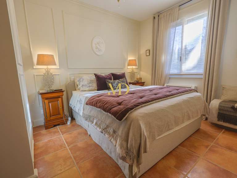 Maison Saint-Saturnin-lès-Apt - 4 chambres - 118m²