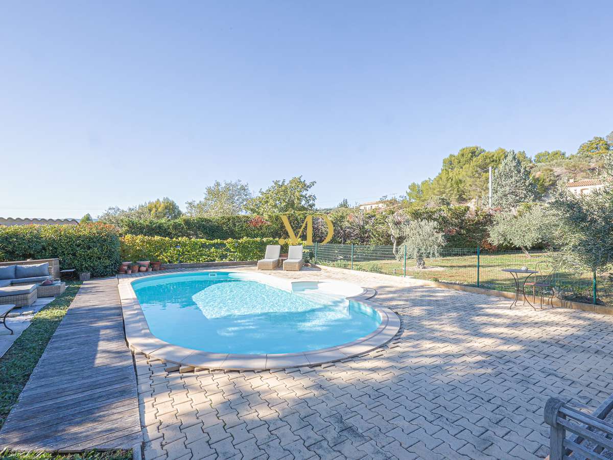 Maison Saint-Saturnin-lès-Apt
