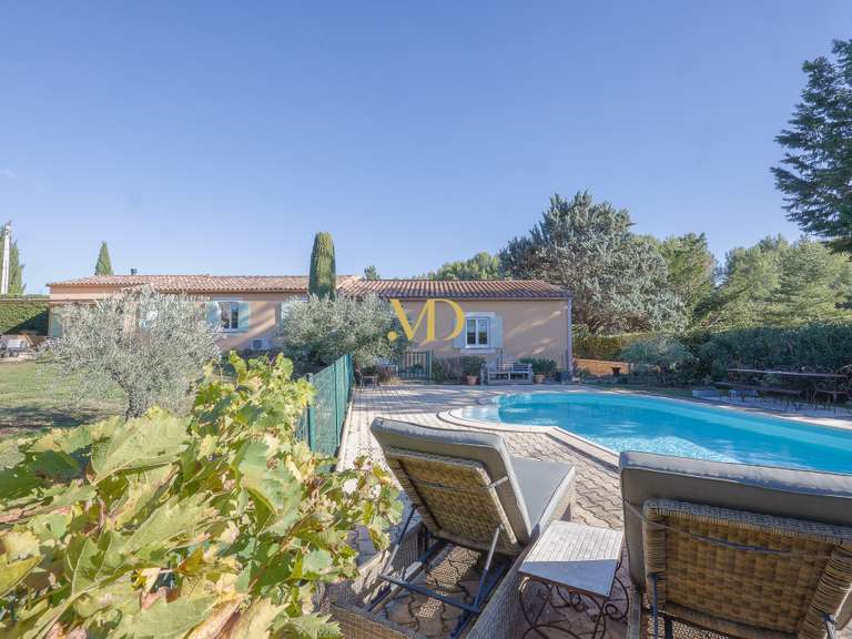 Maison Saint-Saturnin-lès-Apt - 4 chambres - 118m²