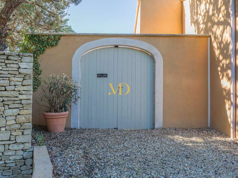 Maison Saint-Saturnin-lès-Apt - 4 chambres - 118m²