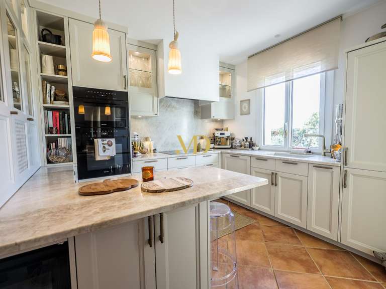 Maison Saint-Saturnin-lès-Apt - 4 chambres - 118m²