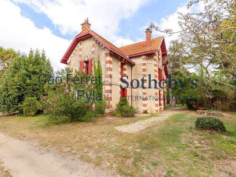 Maison La Teste-de-Buch - 9 chambres - 340m²