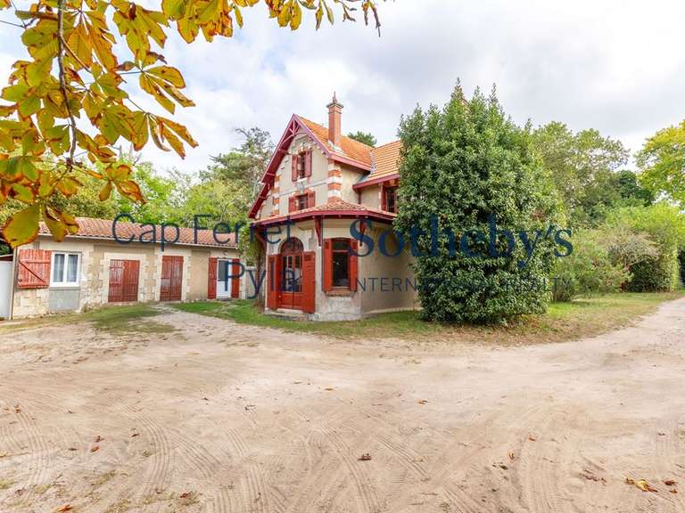 Maison La Teste-de-Buch - 9 chambres - 340m²