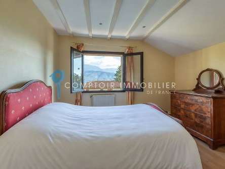 House Saint-Ismier - 5 bedrooms