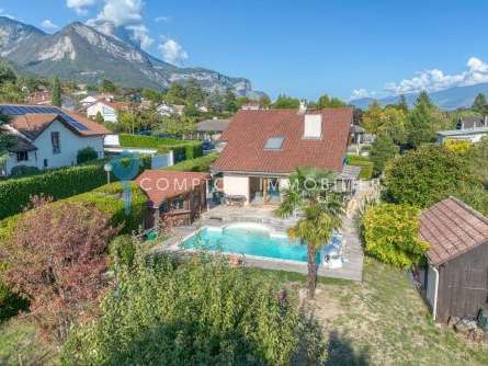 House Saint-Ismier - 5 bedrooms