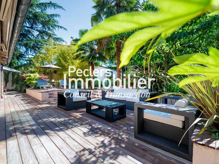 Maison Rueil-Malmaison - 5 chambres - 250m²