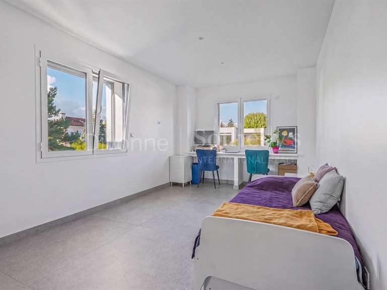 Maison Moëns - 5 chambres - 323m²
