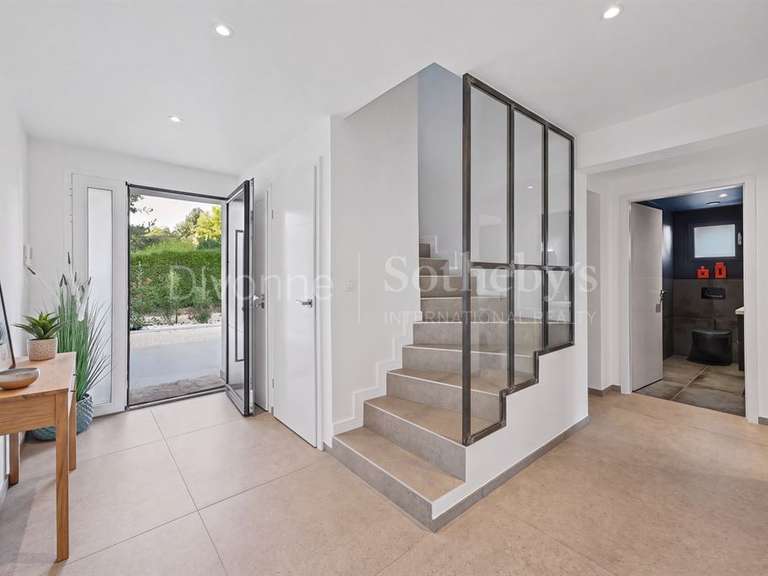 Maison Moëns - 5 chambres - 323m²