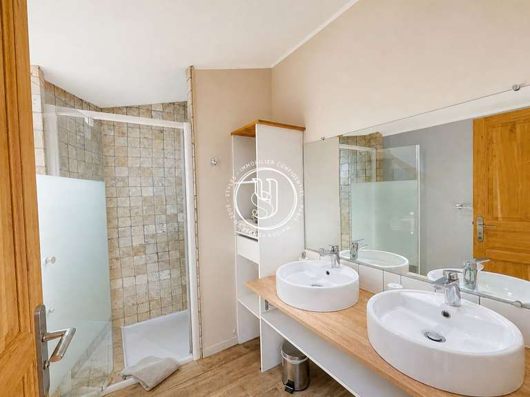 Maison Uzès - 9 chambres - 397m²